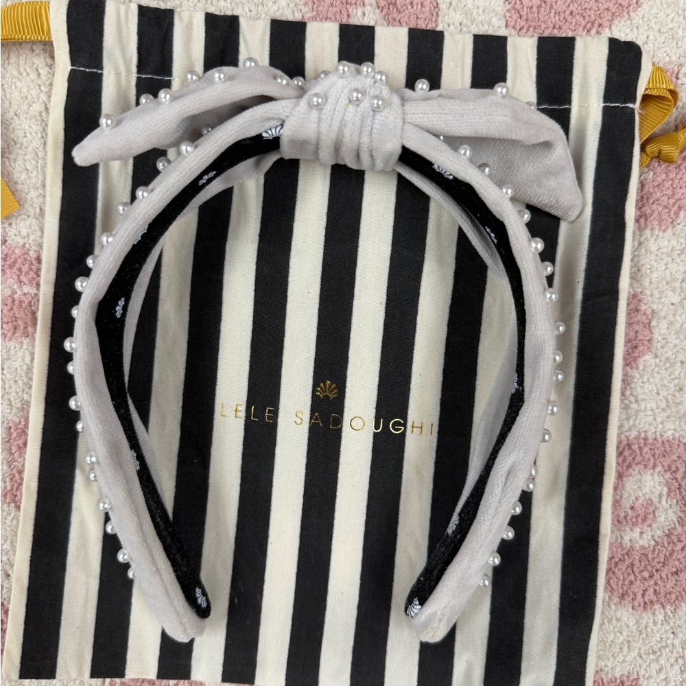 Lele Sadoughi Gray Pearl Bow Headband